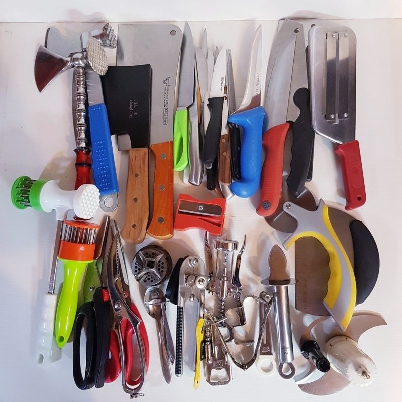 Ascut cutite, foarfeci, repar unelte electrice si electrocasnice mici