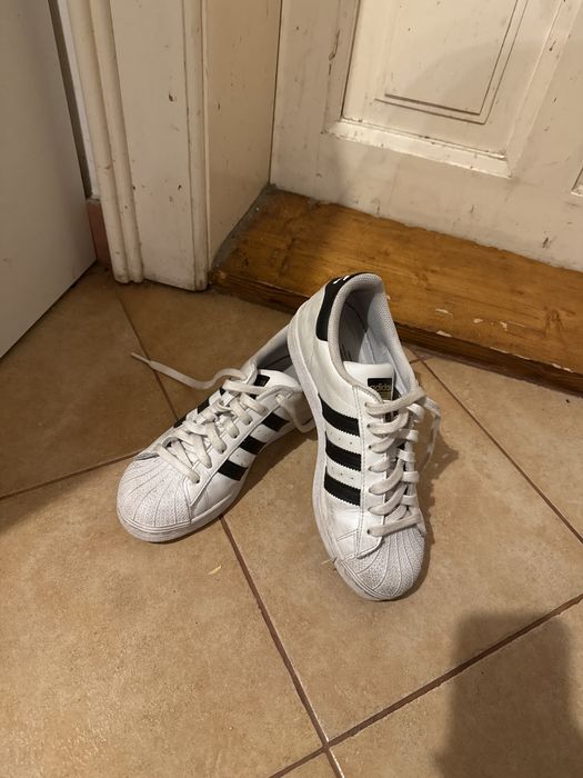 Adisas Superstar nr 40