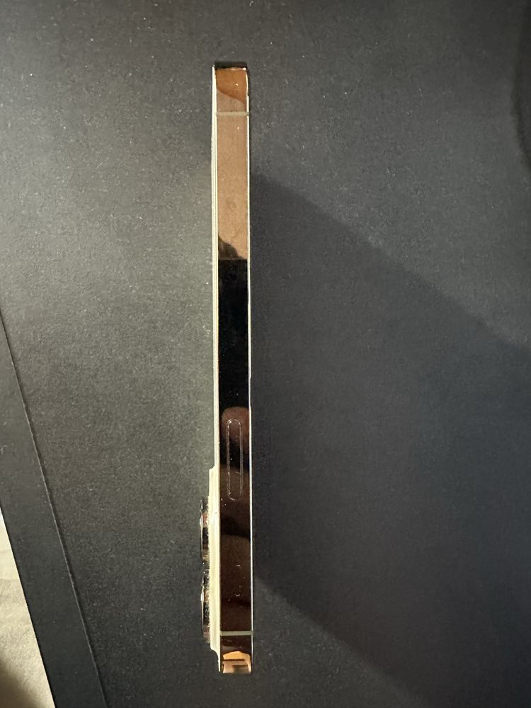 Iphone 14 pro GOLD в гаранция