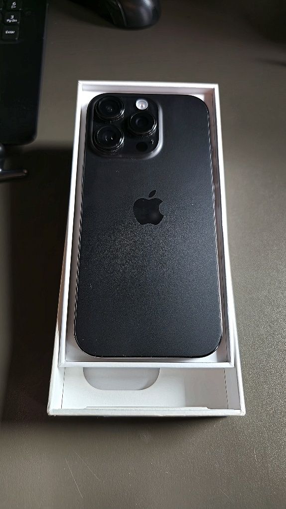 Iphone 16 pro 256 96%