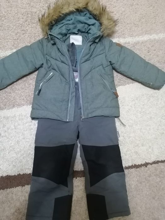 Продам зимний комбинезон на мальчика. Рост 116.теплый,удобный.
