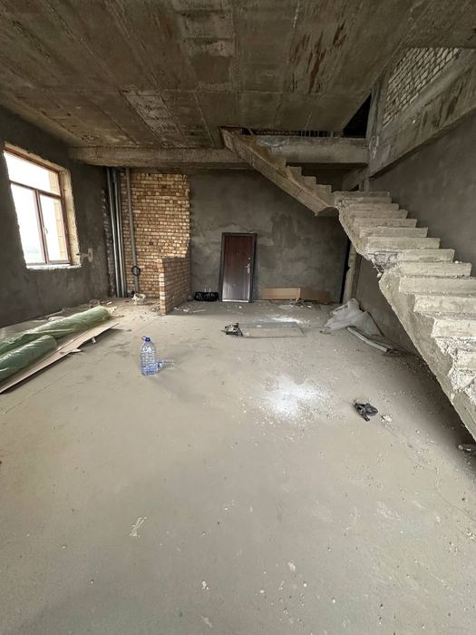 Новостройка 5 комнатная площадь 140м2. Экобазар Феруза