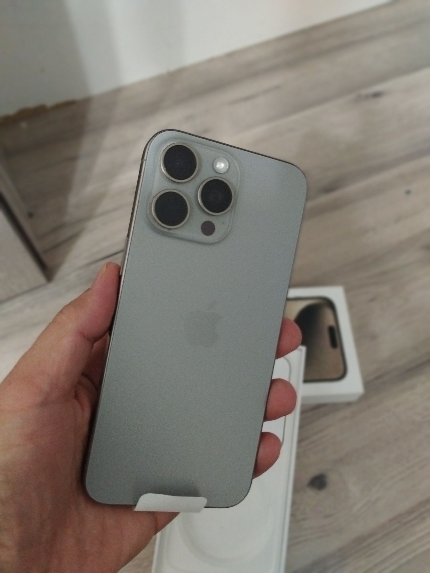 iPhone 15 Pro Max 256 Natural Titanium VNA