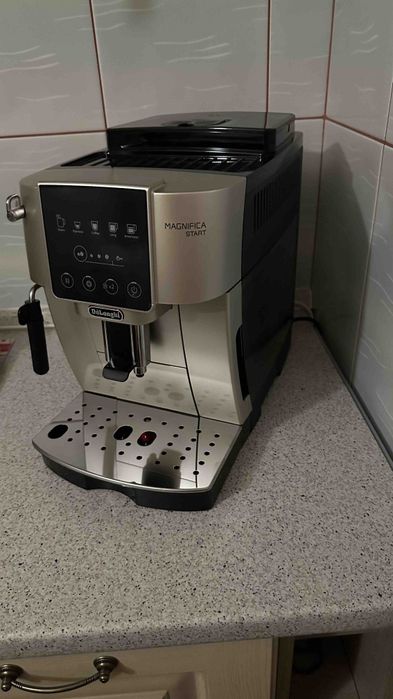 DeLonghi Кофемашина ECAM220.30.SB | Гарантия + доставка