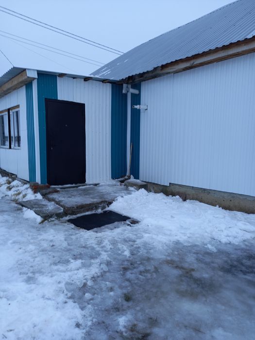 Продам дом возле новой школы