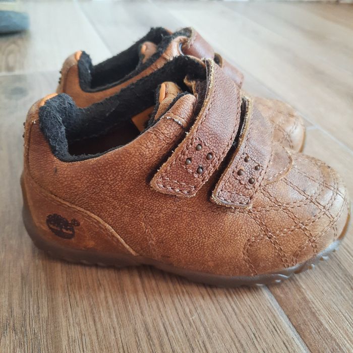 Бебешки боти и апрески 18/19 номер