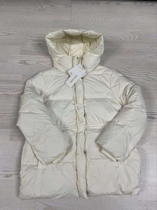 Женский пуховик на поясе