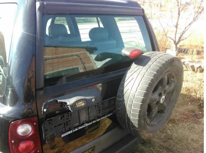Geam haion haion luneta usa spate Land Rover Freelander 1 dezmembrez
