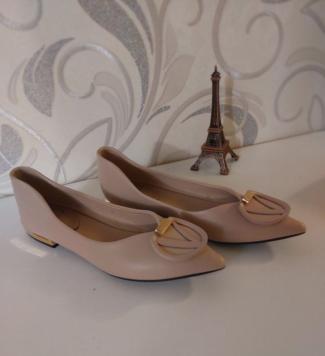 Туфельки бежевые 35-36р