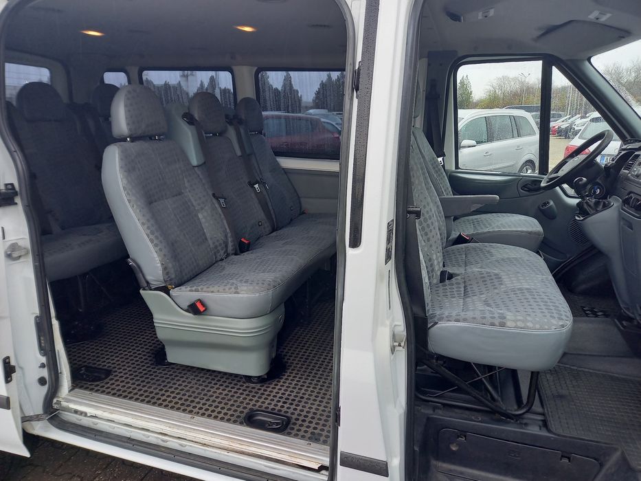 Ford Transit 8+1 locuri Euro 5