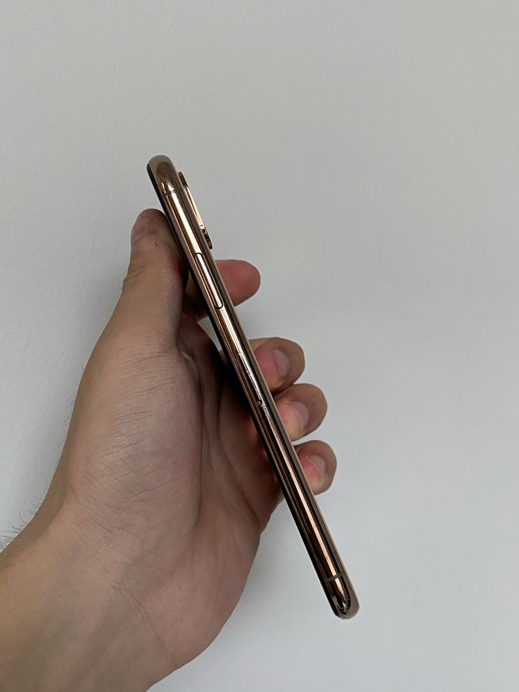Iphone xs 64gb 79% korobka bor