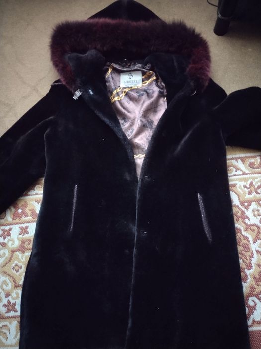 Продам шубу зимнюю