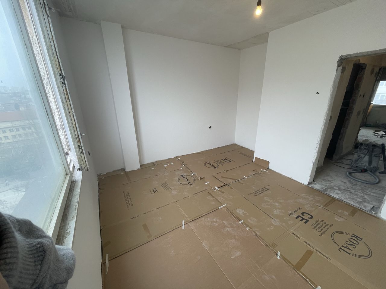 Продава се Четиристаен апартамент в Хасково, Любен Каравелов - 93 кв.м за 1037 €/кв.м - Снимка #1