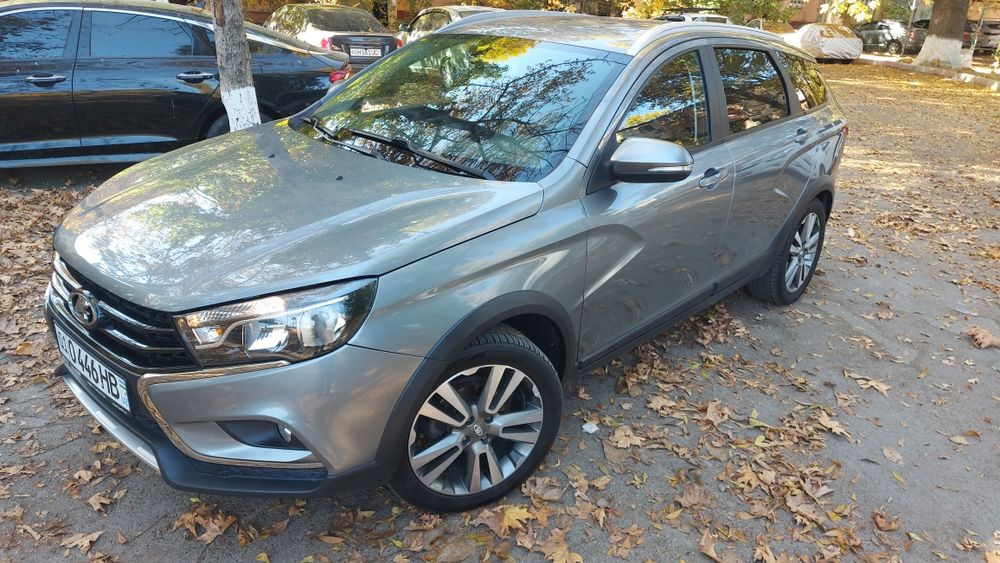 Lada sw cross 1.8