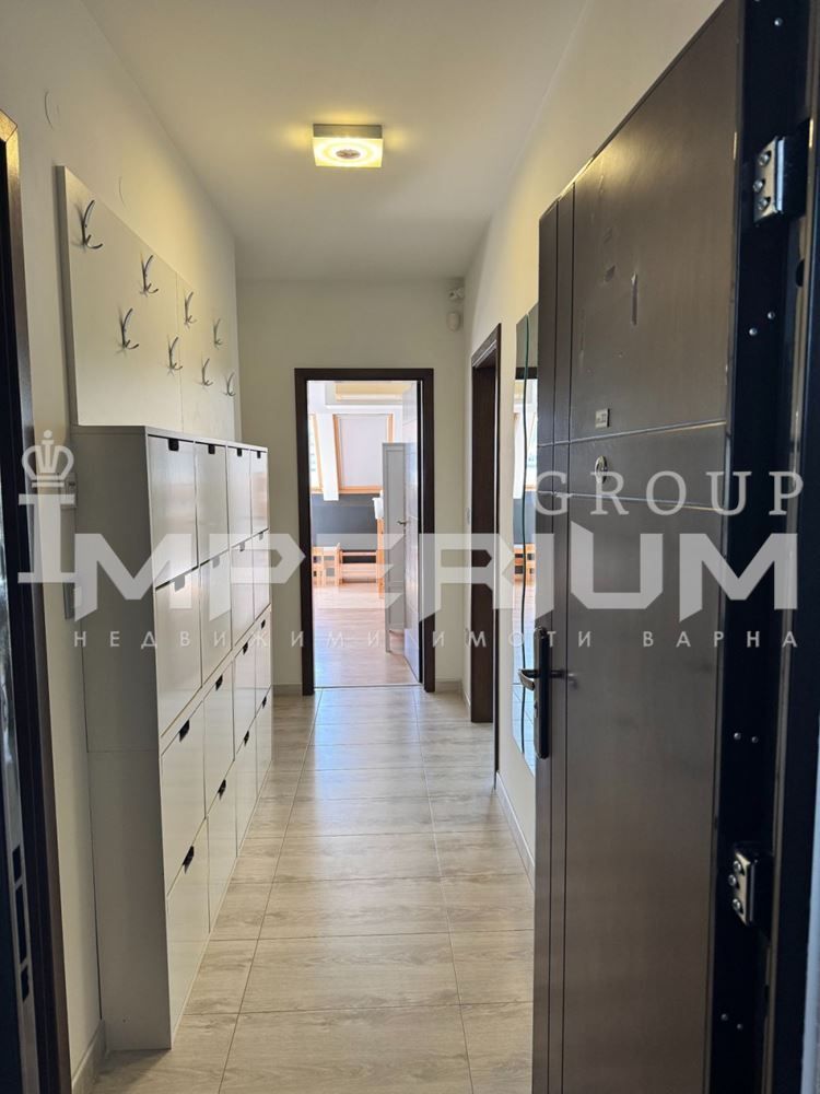 Дава се под наем Тристаен апартамент в Варна, Център - 115 кв.м за 1122 € - Снимка #10