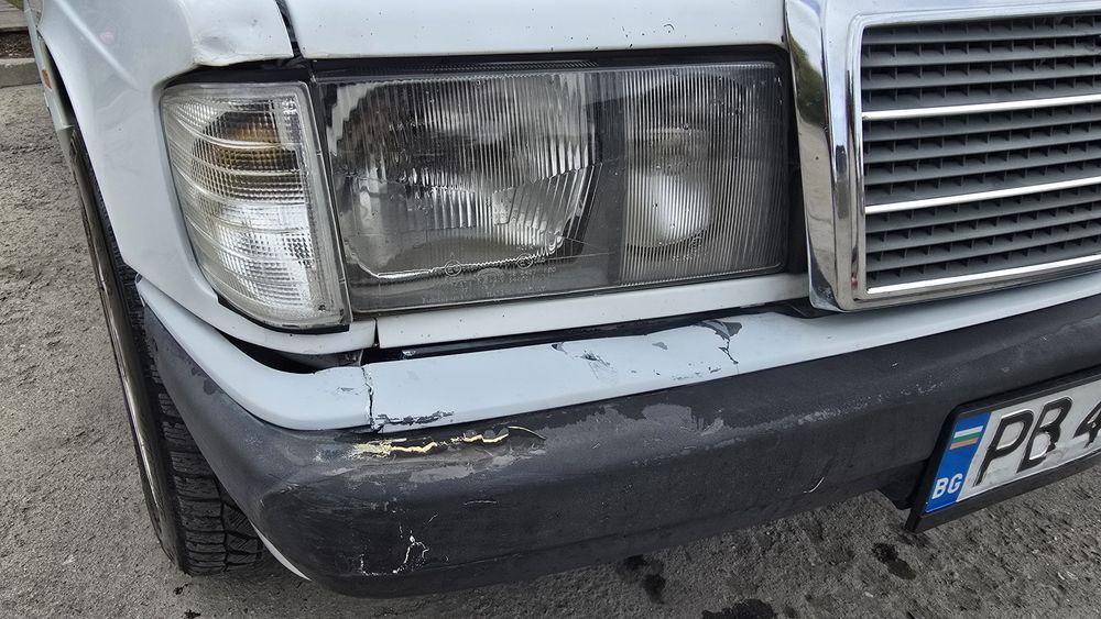 Мерцедес w201 190E 1.8
