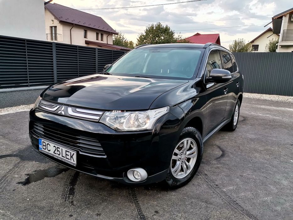 Mitsubishi Outlander Mitsubishi Outlander,An fab.30.12.2013,EURO 5,Inmatriculata in RO,RATE