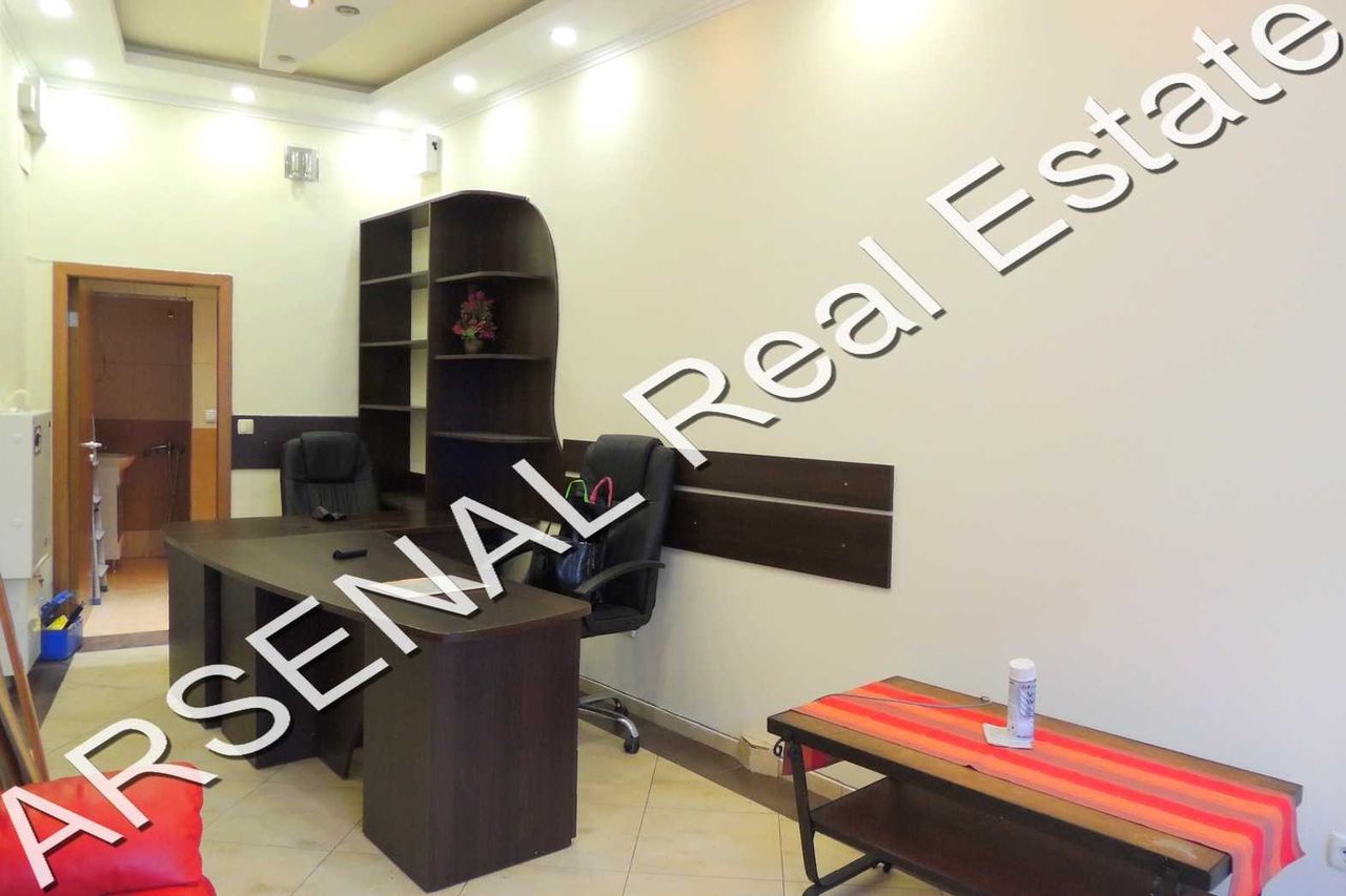 Продава се Офис в София, Център - 48 кв.м за 1771 €/кв.м - Снимка #1