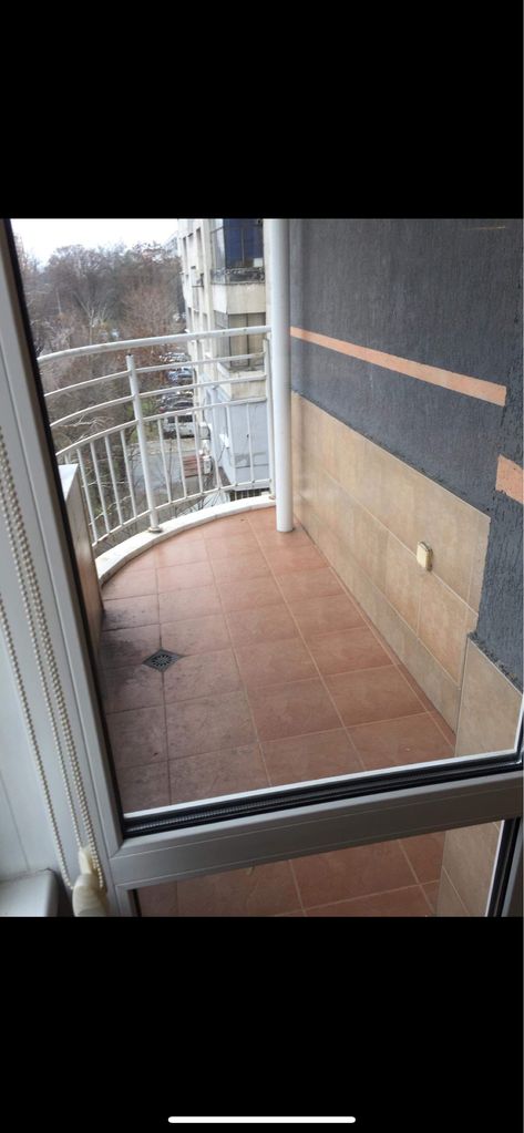 Дава се под наем Тристаен апартамент в Русе, Дружба 1 - 100 кв.м за 510 € - Снимка #4