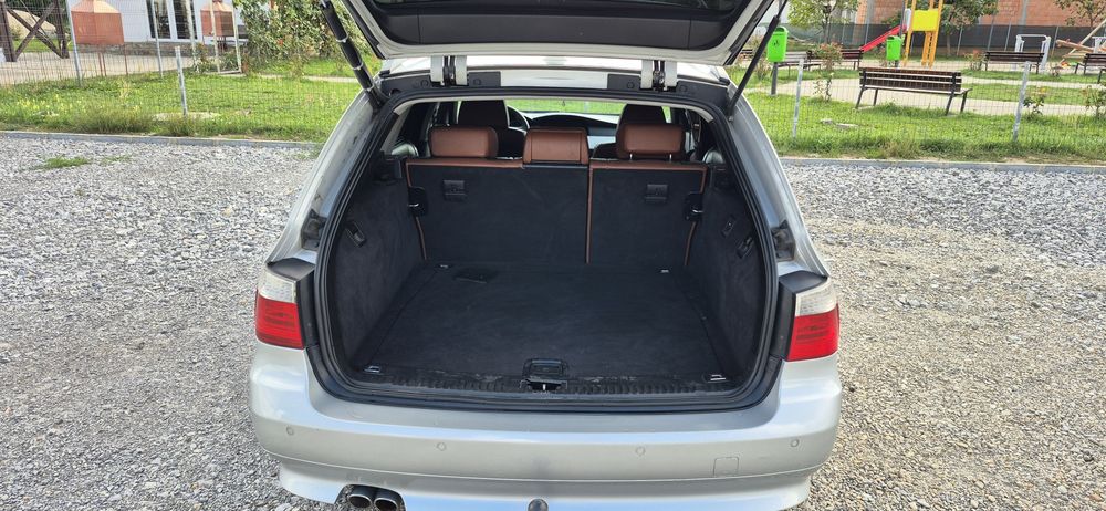 VAND BMW E 61  525 D
