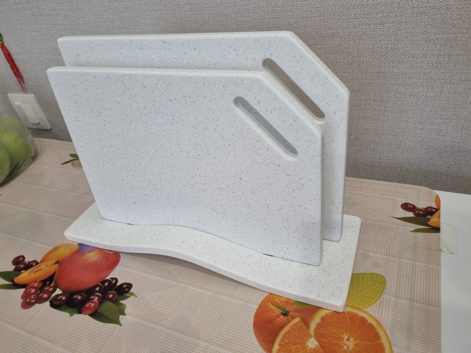 Продам доски на кухню искусственого камня