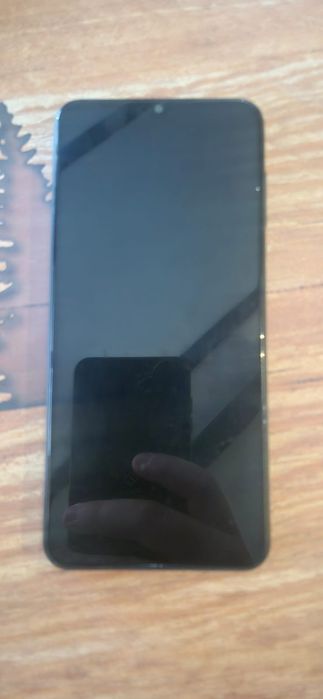 Vând sau schimb Samsung a13