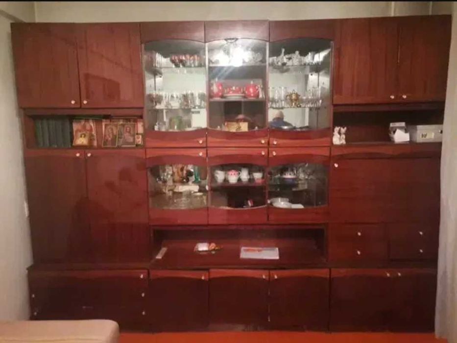 Шкаф стенка в зал или гостиную