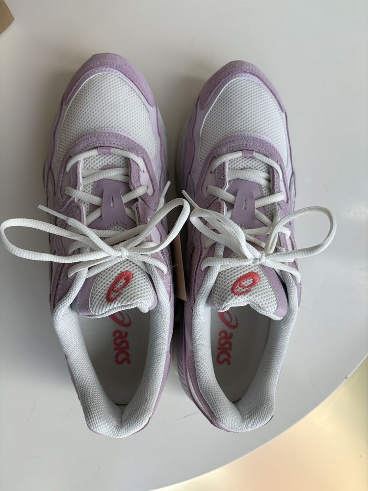 Asics Gel Nyc Cream/Rose Water 46.5 EU