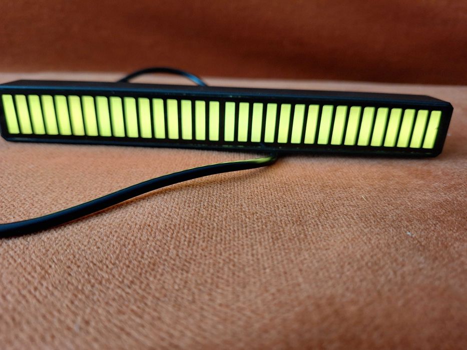 Bara cu 32 leduri, lumina ambientala, USB-C, 18 moduri de iluminare
