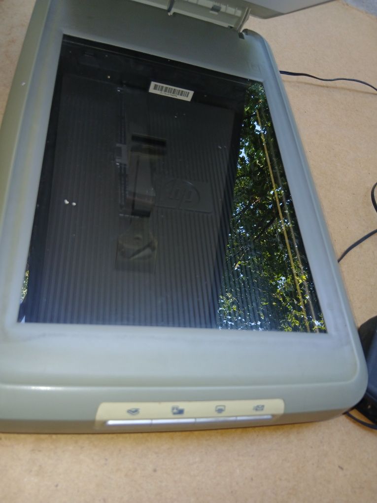 Срочно продам сканер hp scanjet 4370. Рабочем состоянии