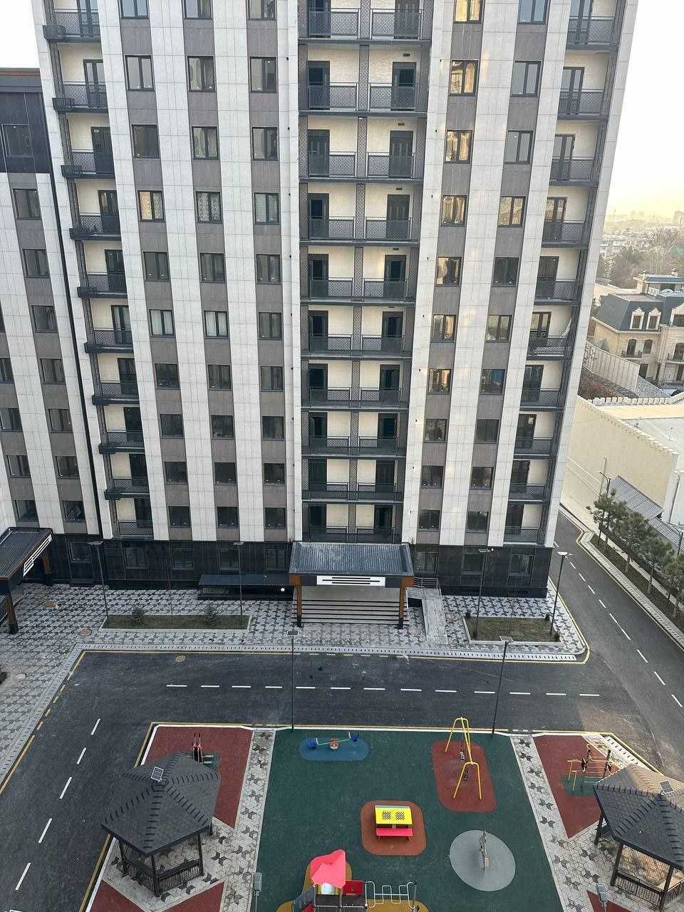 НОВОСТРОЙКА 3/8/16 
Метро Космонавтов