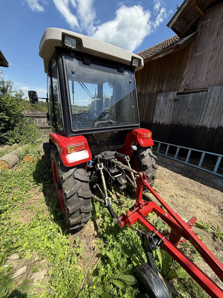 Koniq 504 — tractorul este  nou  -nefolosit