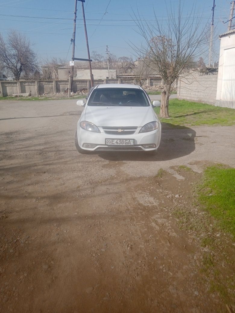 Lasetti getra qilingan