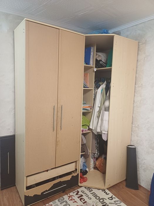 Продам шкаф высота 270