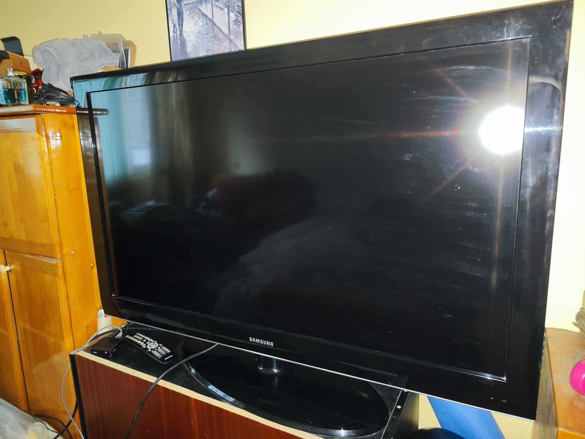 Телевизор Samsung LCD 46inc le46a558p3f