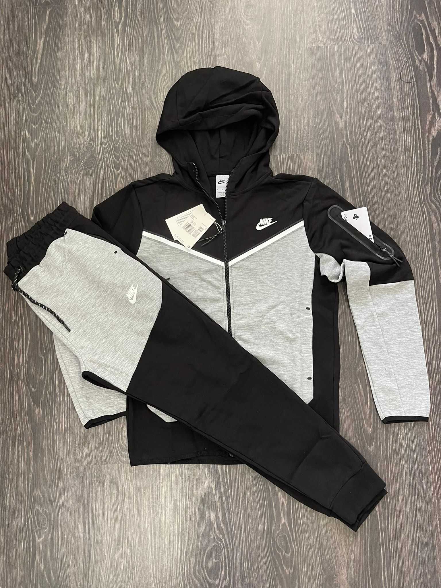 Nike Tech Fleece GRI -NEGRU S M L XL [Verificare Colet]