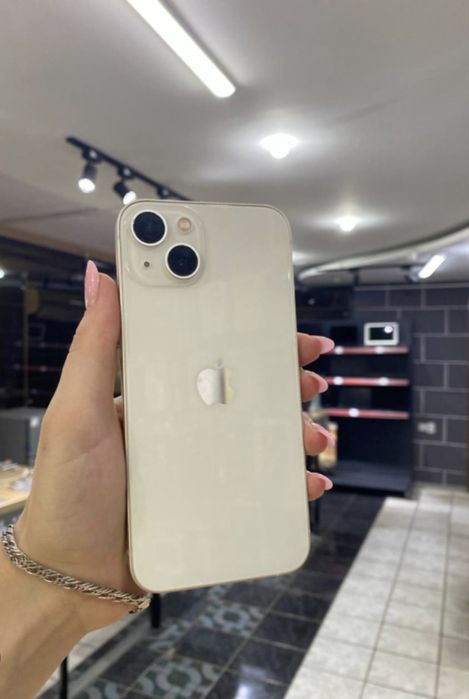 Продам айфон 13 в идеальном состоянии