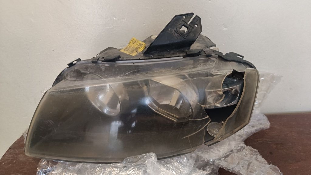 Ляв фар Ауди А3 8П Audi A3 8p 0301 / 206 201