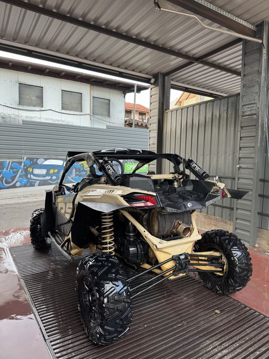 Maverick x3 turbo