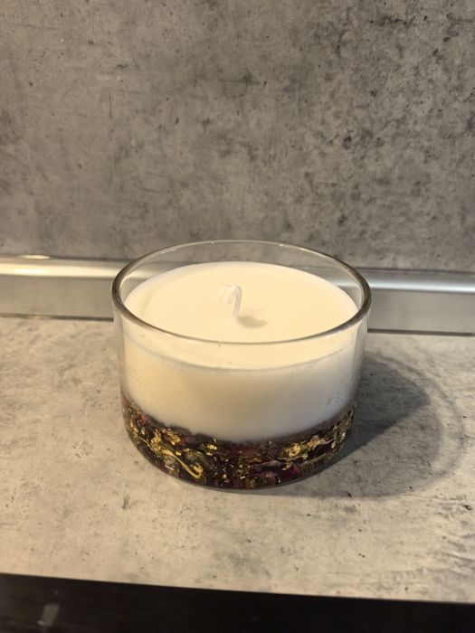 Ароматни ръчно изработени свещи