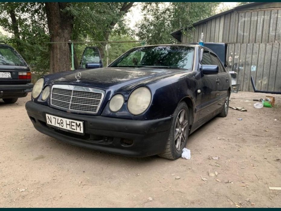 Бампер Мерседес  210 дорестайлинг рестайлинг