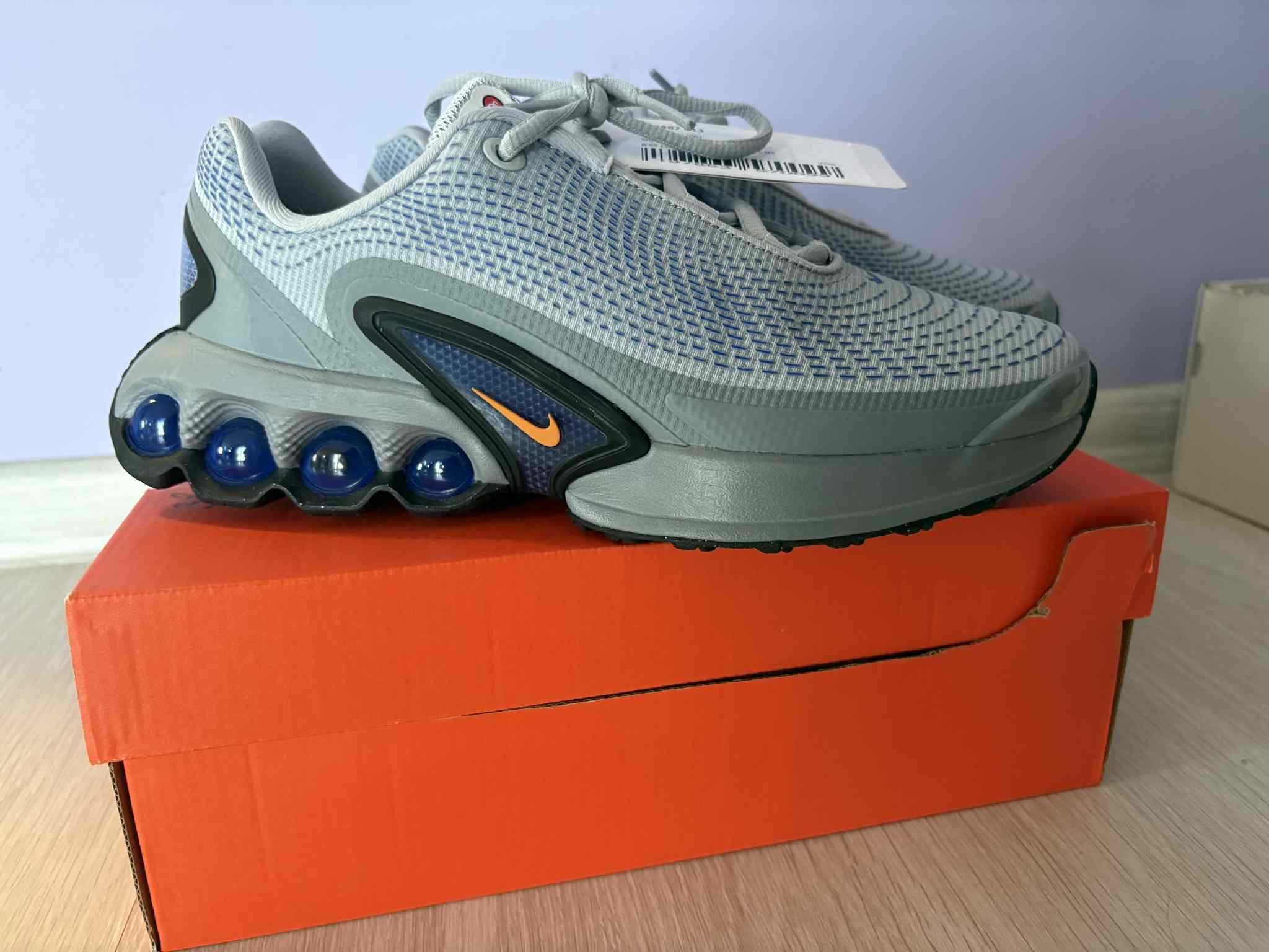 Дамски маратонки NIKE - 38,5 номер