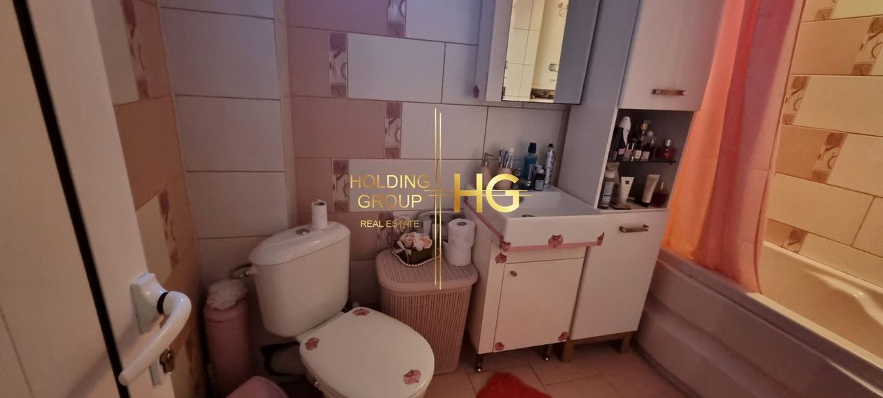 Продава се Къща в Варна, м-т Боровец - юг - 288 кв.м за 865 €/кв.м - Снимка #10