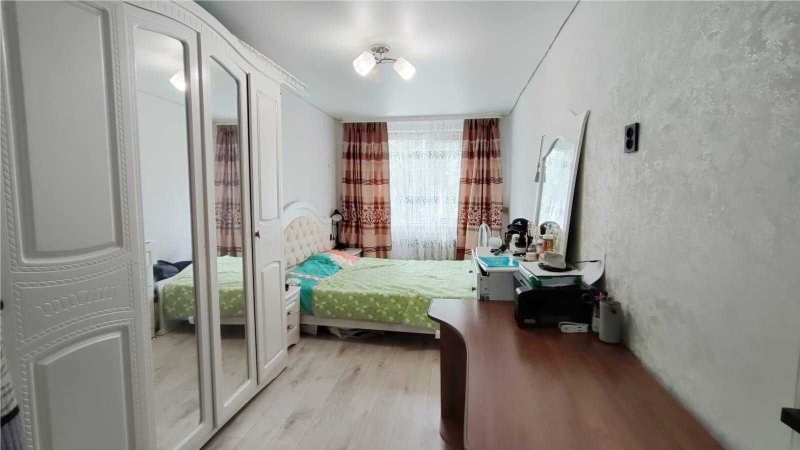 *Продам 2 комн. квартиру 11а мкрн. Помощь в ипотеке. ТОРГ