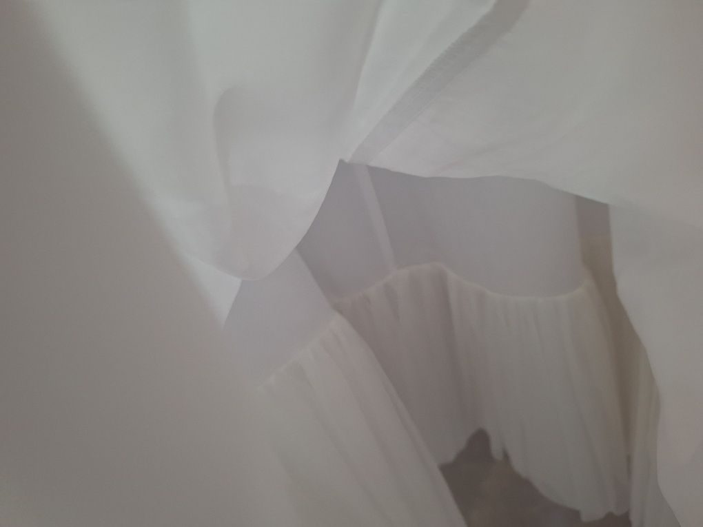 Rochie mireasa noua