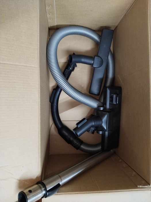 Пылесос Compakt power xxl