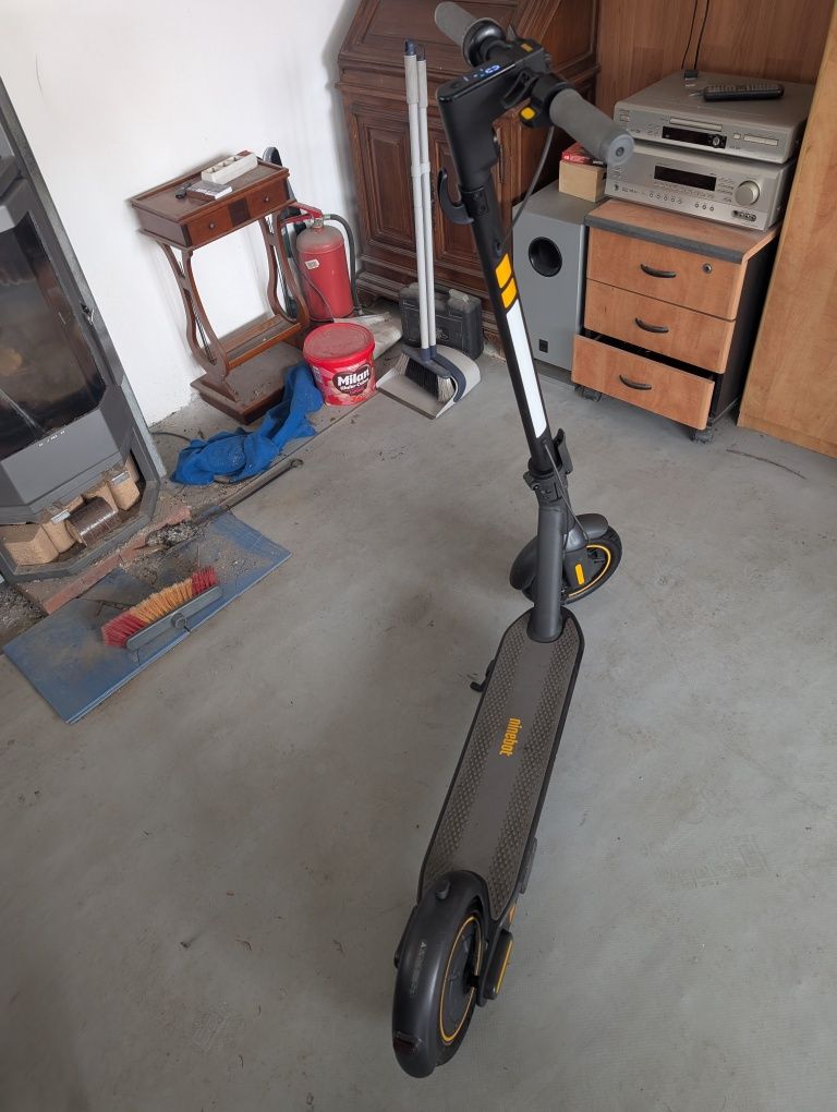 Ninebot Kickscooter G30 Max
