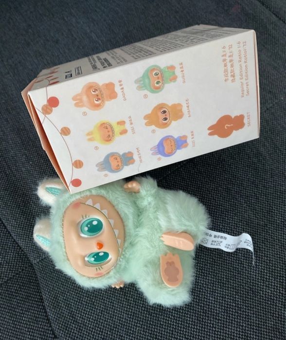 Papusa Labubu noua verde menta