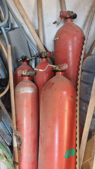 Метанови бутилки