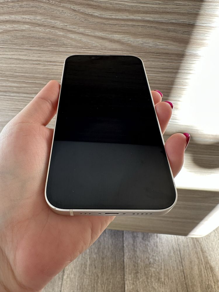 Iphone 13 128gb бял 100% капацитет батерия